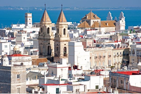 Ahorra en tu factura con La Luz Más Barata en Cádiz