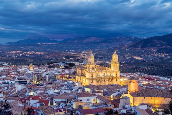 Ahorra con La Luz Más Barata en Jaén